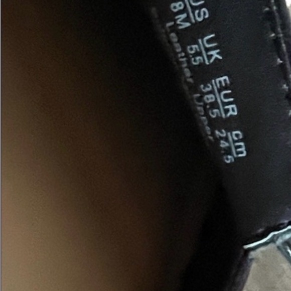 Franco Sarto Teagan Slingback Elegant Black Leather Loafers
NWT size 8 - Picture 9 of 9